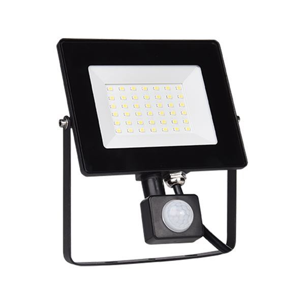 Posvieťte si všade, LED reflektor vám to umožní